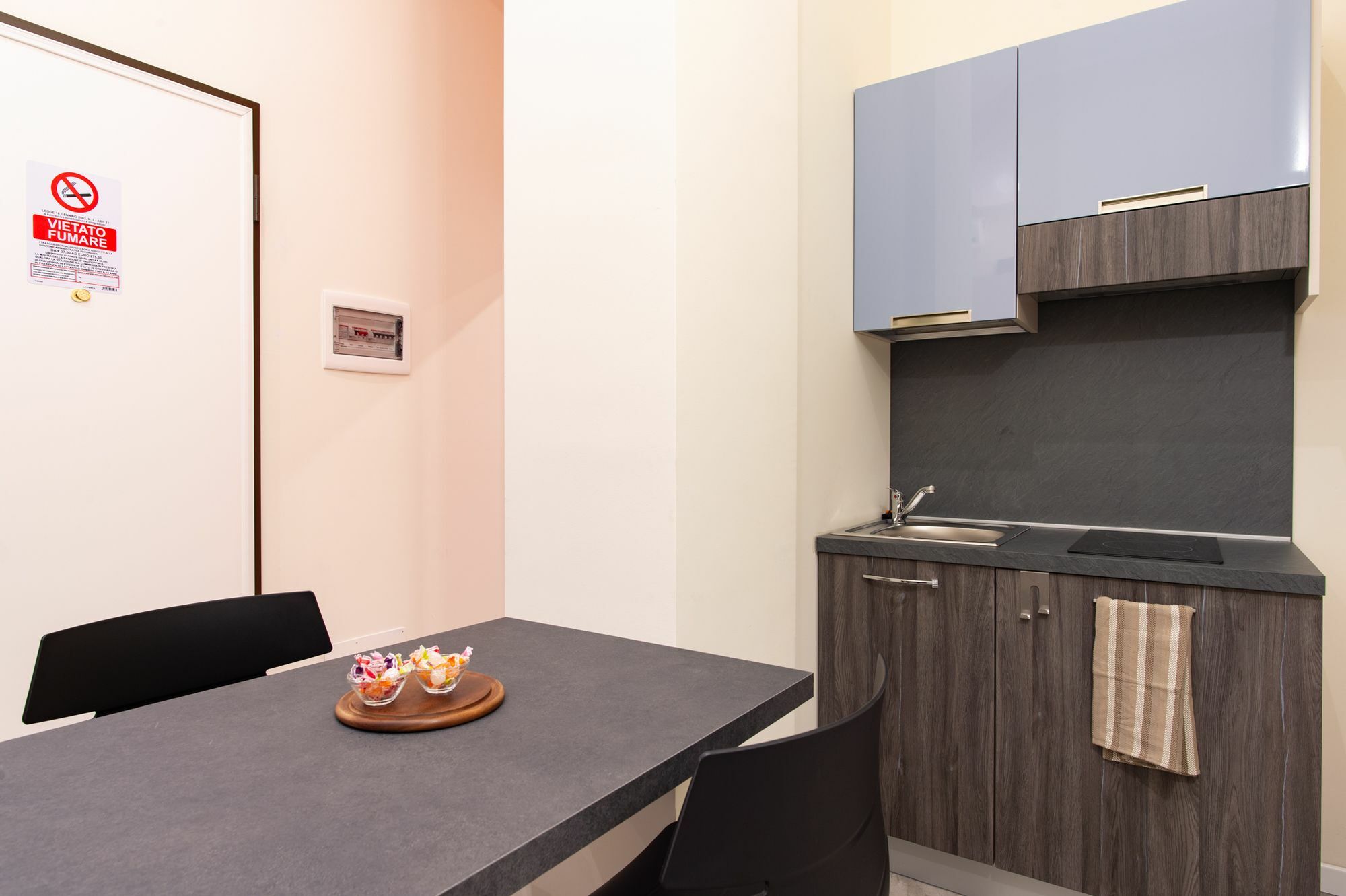 Aparthotel Porta Nuova Милано Екстериор снимка